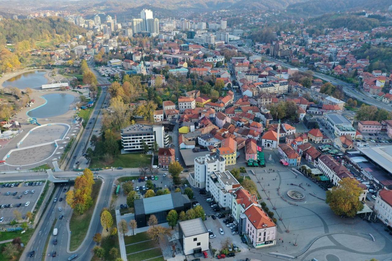 Square Studio Tuzla Exteriér fotografie